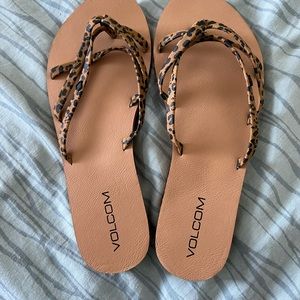 Women’s Volcom sandal. Cheetah print never worn size 7